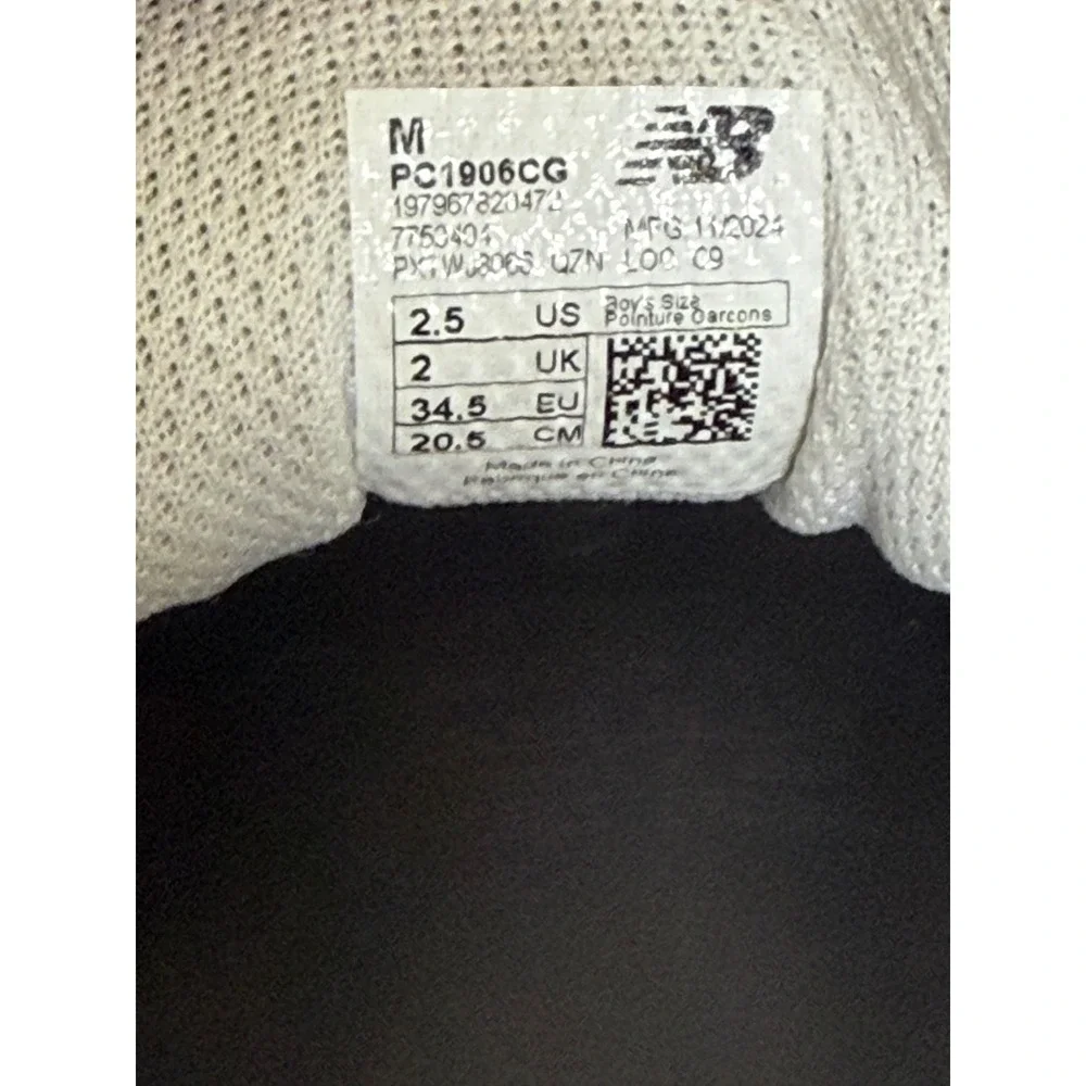 New Balance Sneakers Kids 1906R Grey Silver Running Shoes EUC